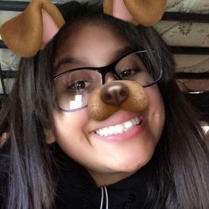 Meet your Posher, Melanie hernandez cortez